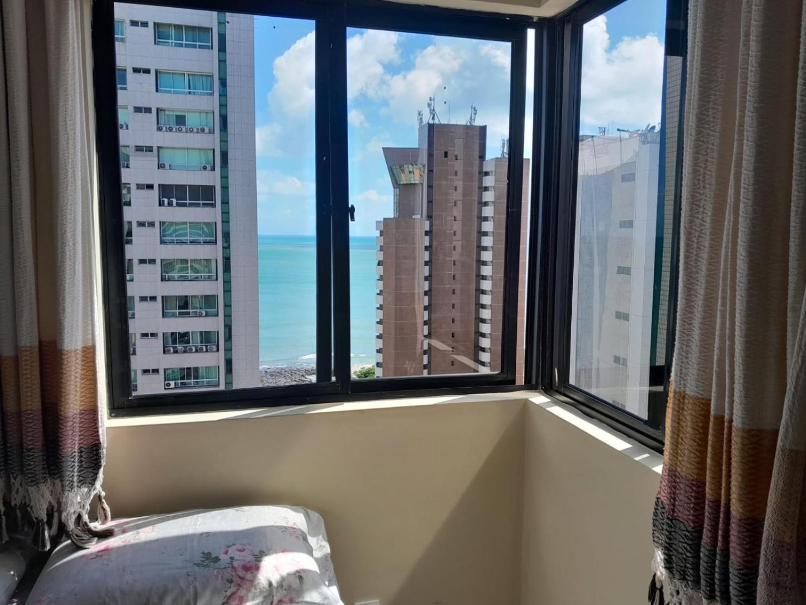 Cond Costa Do Sol Ap 2 Dormitorios Com Piscina Fortaleza  Room photo